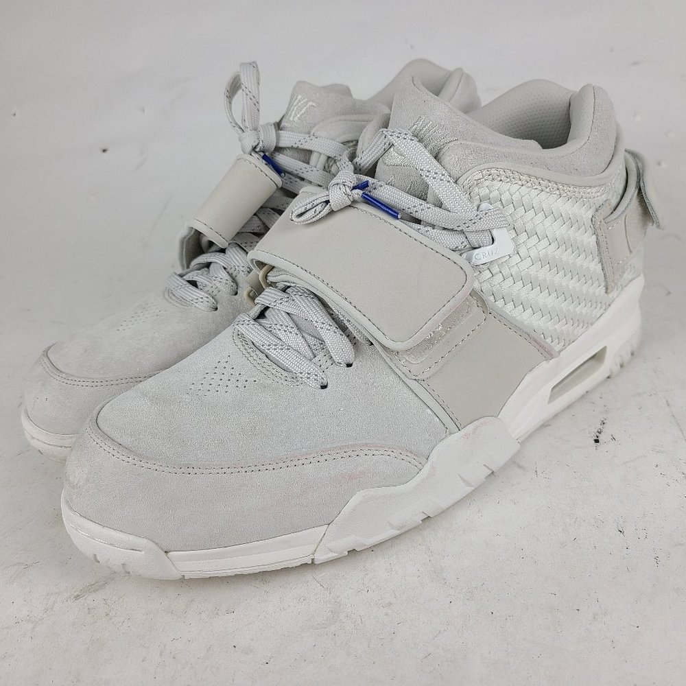 2 Different Sizes R 11.5 L 12 - Nike Air Trainer Victor Cruz Light Bone